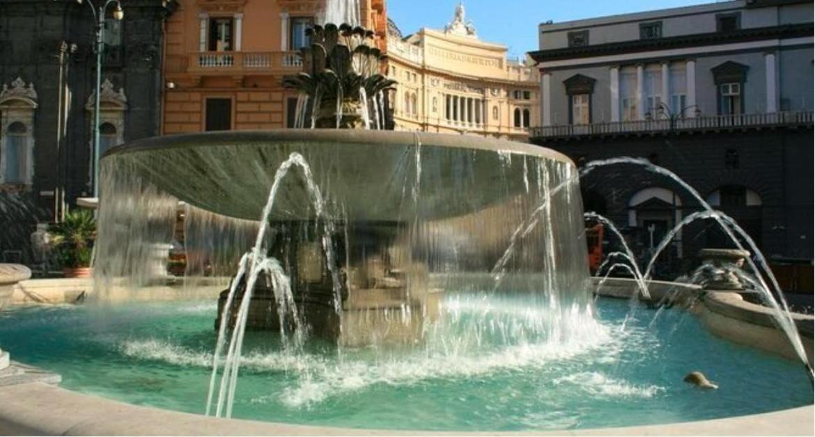Domus Lux Carita Apartment Naples